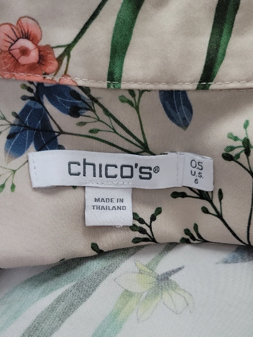 Chico's No Iron Tan Wildflower Print 3/4 Sleeve Button Down Shirt Size Small/6